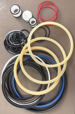 Prezzo buono Kit di riparazione per sigilli Furukawa FX270 FX 270 135MM Martello idraulico in linea